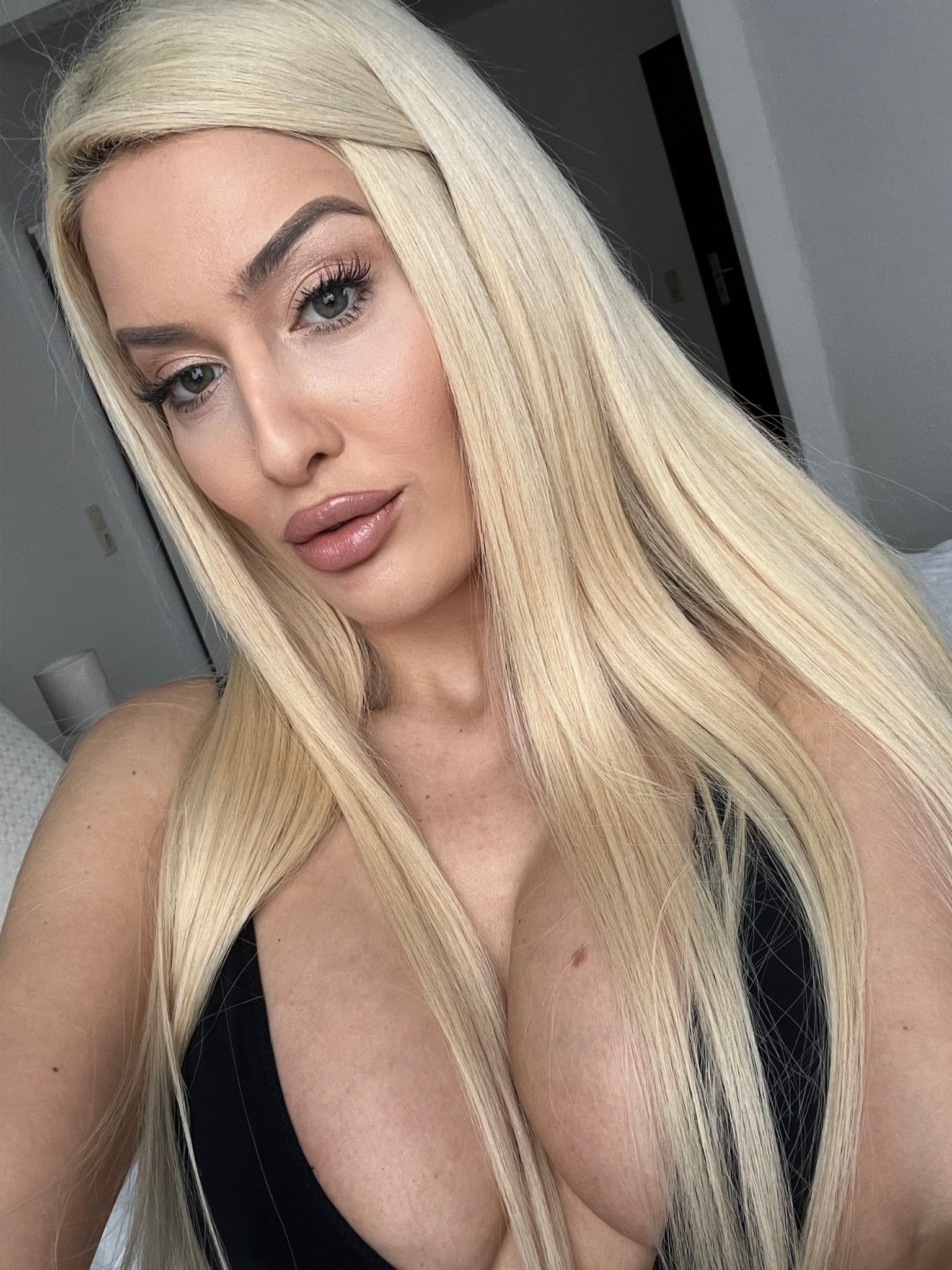 Model BlancheSummer profile and statistics at GirlsOfJasmin